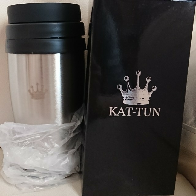 KAT-TUN(カトゥーン)のKAT-TUN  タンブラー  グッズ エンタメ/ホビーのタレントグッズ(アイドルグッズ)の商品写真