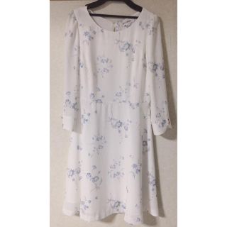 ミッシュマッシュ(MISCH MASCH)の＊美品＊ MISCH MASCH  花柄 ワンピース(ひざ丈ワンピース)