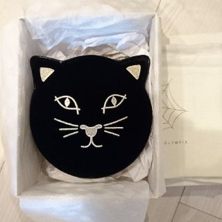 Charlotte Olympia(ショルダーバッグ)のフリマアイテム一覧 Charlotte Olympia(ショルダーバッグ)のフリマアイテム一覧
