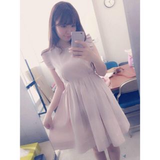 フィフス(fifth)の美品♡ゆうりちゃんプロデュース♡フリル袖バックリボンワンピース(ひざ丈ワンピース)