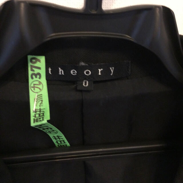 theory(セオリー)の専用【美品☆セオリー】ジャケット ブラック レディースのジャケット/アウター(テーラードジャケット)の商品写真