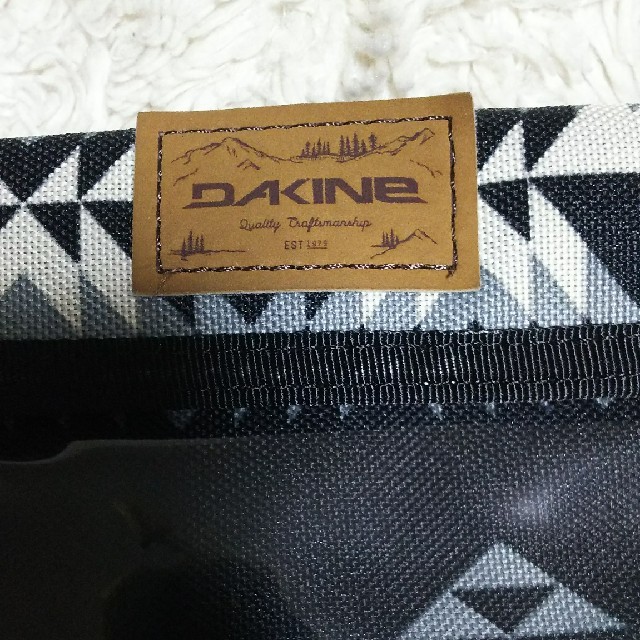 Dakine(ダカイン)のダカイン リフトケース 格安！美品！ メンズのファッション小物(その他)の商品写真