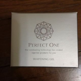 パーフェクトワン(PERFECT ONE)のパーフェクトワン　薬用ホワイトニングジェル　75g(オールインワン化粧品)