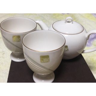 コシノジュンコ(JUNKO KOSHINO)のお値下げ♡新品♡未使用♡コシノ ジュンコ ティーポットセット(食器)