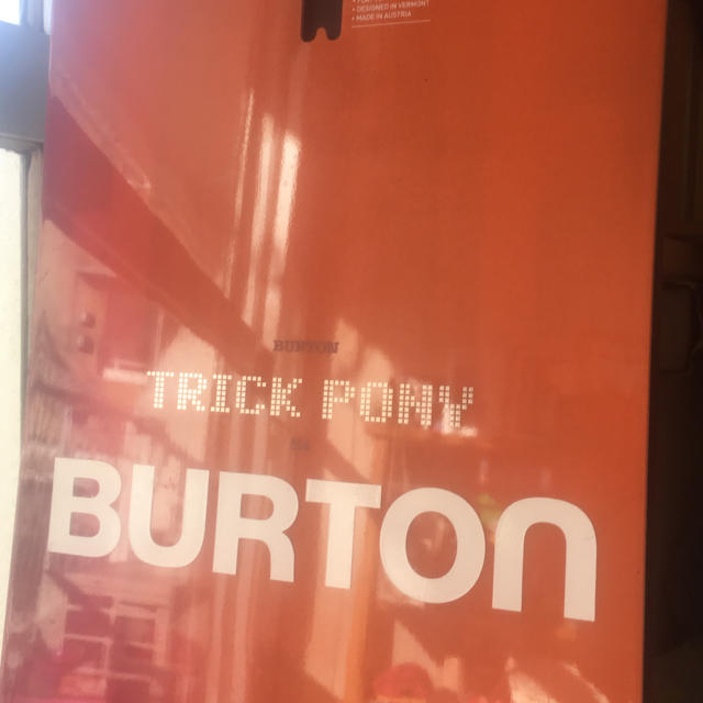 BURTON(バートン)のバートン トリックポニー154 Burton Trick Pony 154 スポーツ/アウトドアのスノーボード(ボード)の商品写真