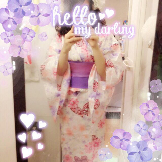 浴衣 姫系 ラメ 蝶 ピンク 白 紫 花 レディースの水着/浴衣(浴衣)の商品写真