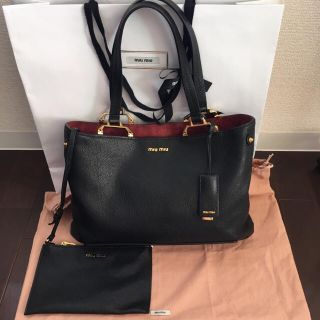 ミュウミュウ(miumiu)のミュウミュウ♡新品バッグ(トートバッグ)