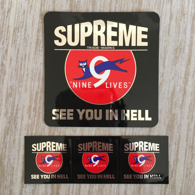 Supreme(シュプリーム)のsupreme ステッカー メンズのファッション小物(その他)の商品写真