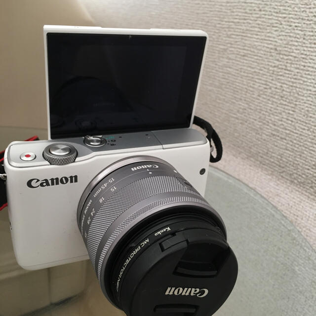 Canon(キヤノン)のcanon  eos m10 スマホ/家電/カメラのカメラ(ミラーレス一眼)の商品写真