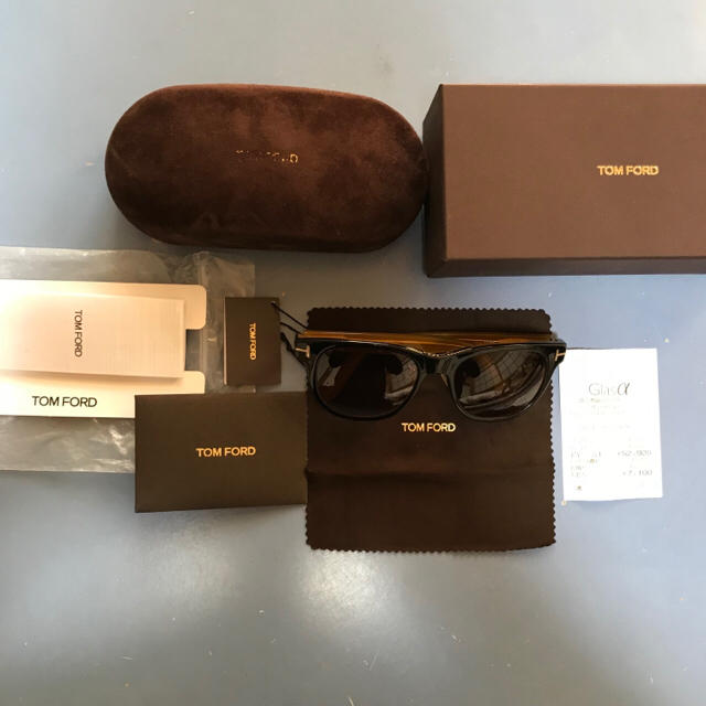 TOM FORD(トムフォード)のTOMFORD サングラス イエロー TF9257-01J メンズのファッション小物(サングラス/メガネ)の商品写真