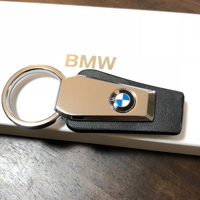 BMW(ビーエムダブリュー)のshin様専用 BMW 純正 キーホルダー  自動車/バイクの自動車(車外アクセサリ)の商品写真