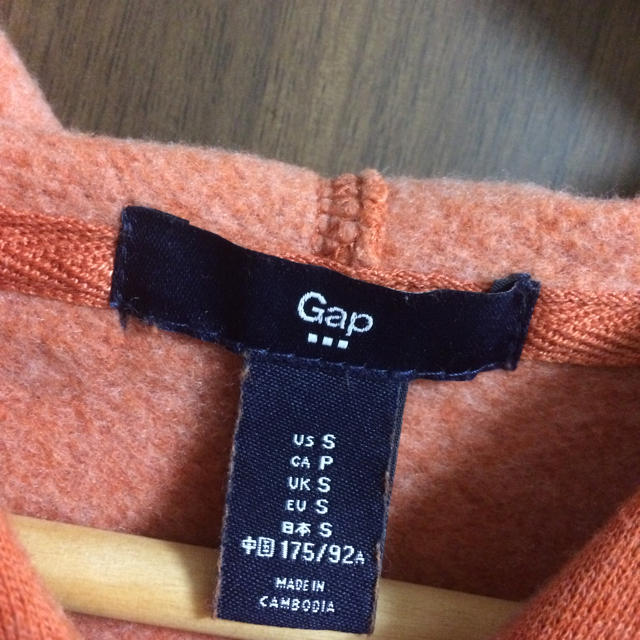 GAP(ギャップ)のGAPパーカー レディースのトップス(パーカー)の商品写真