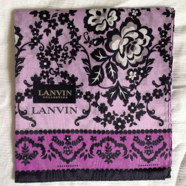 LANVIN(ランバン)の新品未使用大判ハンカチ レディースのファッション小物(ハンカチ)の商品写真