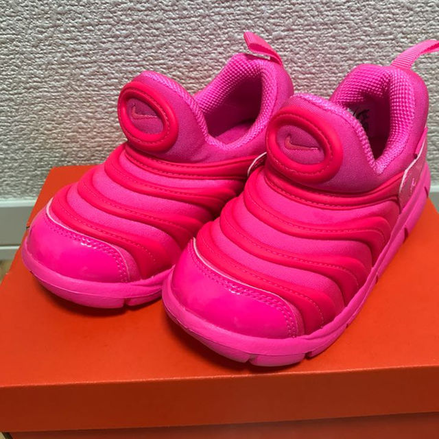 NIKE(ナイキ)の☆未使用☆ナイキ ダイナモ 15cm キッズ/ベビー/マタニティのキッズ/ベビー/マタニティ その他(その他)の商品写真