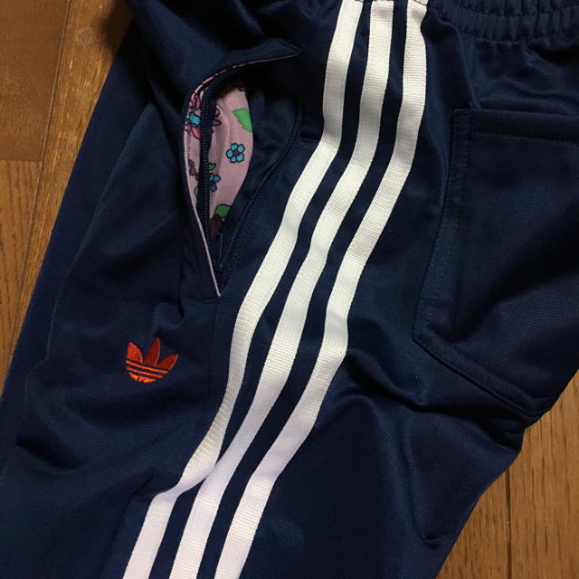 adidas(アディダス)のアディダス  ロデオコラボ ジャージ スリム レディースのパンツ(その他)の商品写真