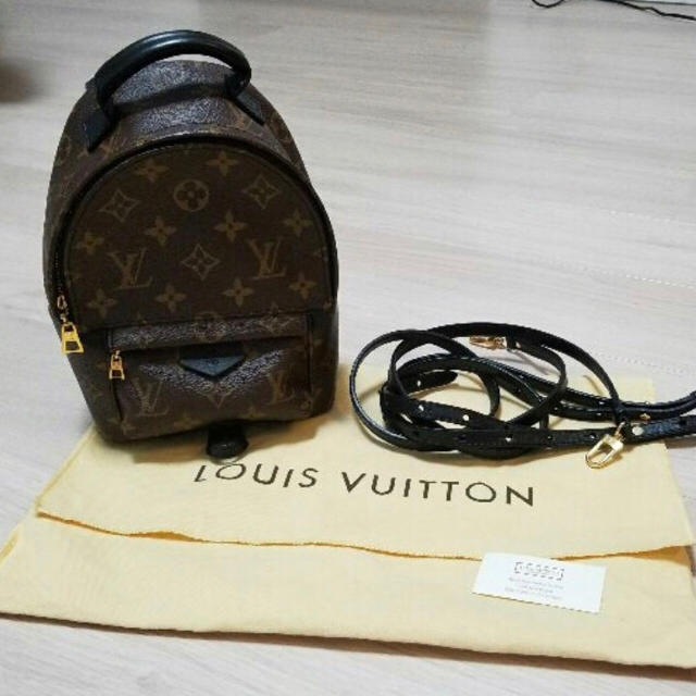 LOUIS VUITTON(ルイヴィトン)のルイヴィトン リュック レディースのバッグ(リュック/バックパック)の商品写真