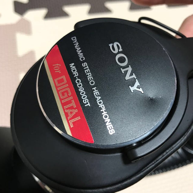 SONY(ソニー)の【SiMBA様専用】MDR-CD900ST 程度良好 動作確認品 オマケ付き スマホ/家電/カメラのオーディオ機器(ヘッドフォン/イヤフォン)の商品写真