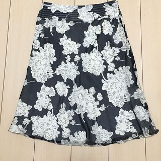 キャシャレル(cacharel)の★美品★人気のキャシャレル★(ひざ丈スカート)