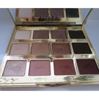 Sephora - 日本未入荷タルト tarte 12色アイシャドウパレット 美品の