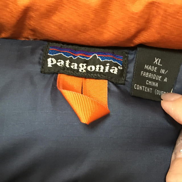 patagonia(パタゴニア)の最終お値下げ☆パタゴニア ダウンベスト XL メンズのジャケット/アウター(ダウンベスト)の商品写真