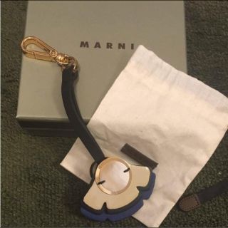 マルニ チャームの通販 7点 | Marniのレディースを買うならラクマ