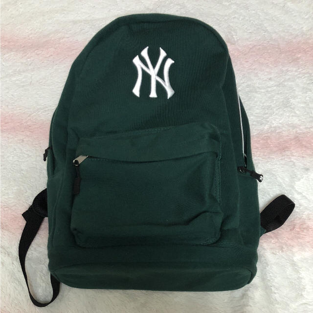 ニューヨークヤンキース☆リュック☆グリーン レディースのバッグ(リュック/バックパック)の商品写真