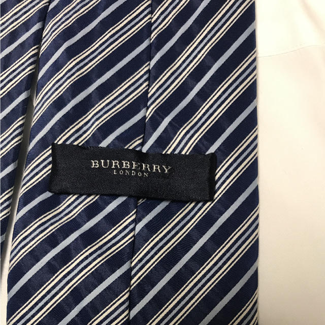 BURBERRY(バーバリー)のづ  様  専用      バーバリー ネクタイ  2 メンズのファッション小物(ネクタイ)の商品写真