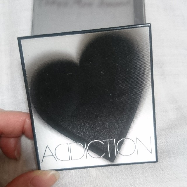 ADDICTION(アディクション)のアディクション　アイシャドー コスメ/美容のベースメイク/化粧品(アイシャドウ)の商品写真