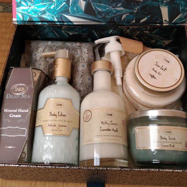 SABON(サボン)のsabon サボン 福袋 2018 コスメ/美容のボディケア(ボディスクラブ)の商品写真