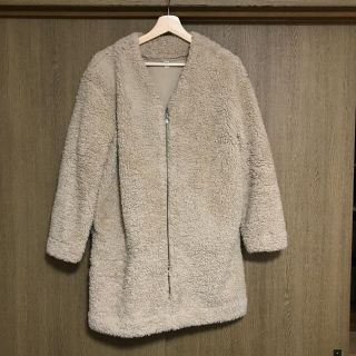 ユニクロ(UNIQLO)のボアフリースコート(ムートンコート)