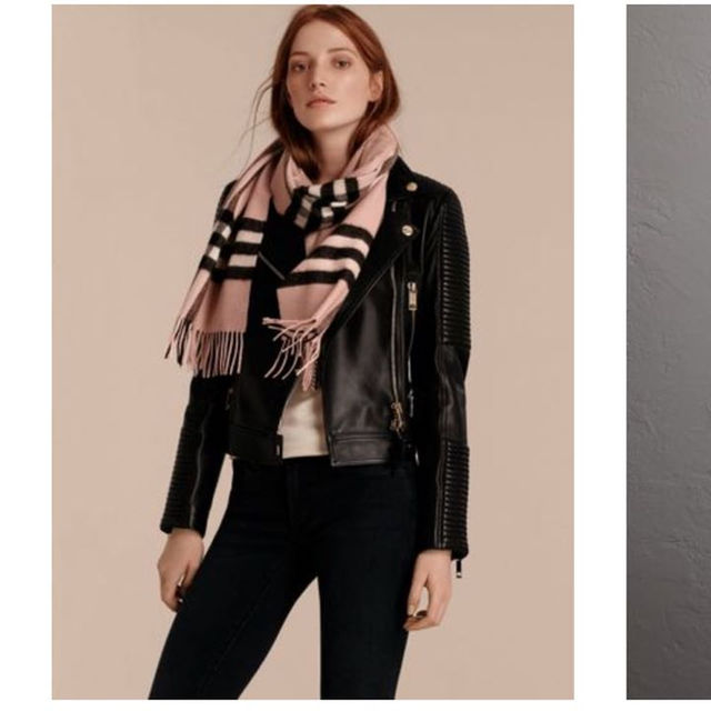 BURBERRY(バーバリー)の倉様専用ページ レディースのファッション小物(マフラー/ショール)の商品写真