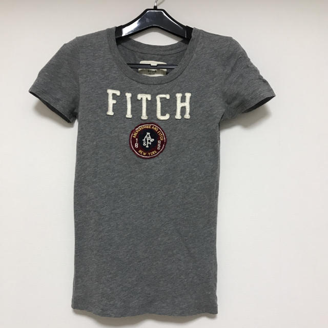 Abercrombie&Fitch(アバクロンビーアンドフィッチ)のアバクロンビー&フィッチ＊コットン100% Ｔシャツ レディースのトップス(Tシャツ(半袖/袖なし))の商品写真