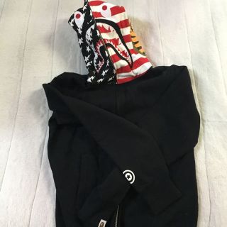 アベイシングエイプ(A BATHING APE)のAMERICAN SHARK FULL ZIP HOODIE(パーカー)