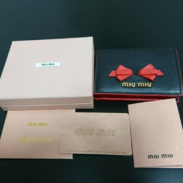 miu miu ミニ財布