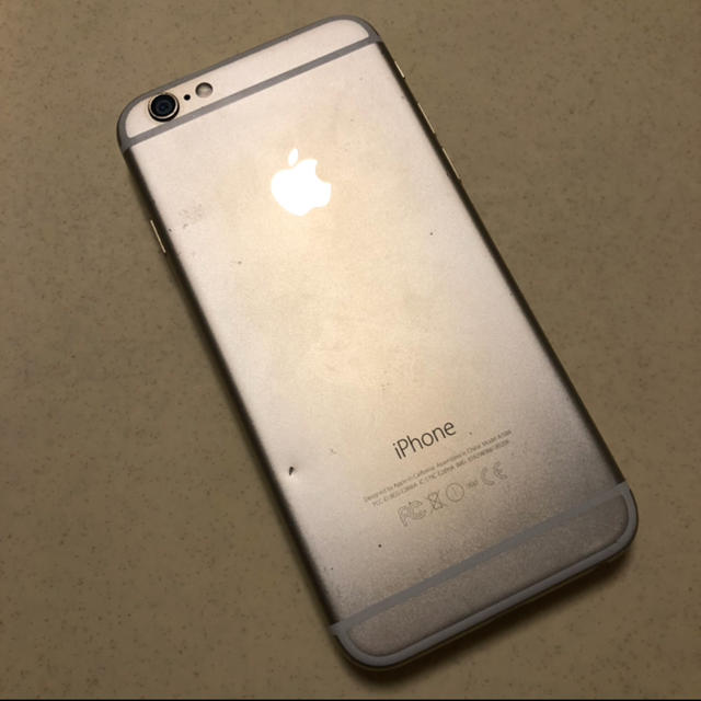 NTTdocomo(エヌティティドコモ)の【美品】iPhone6  64GB docomo スマホ/家電/カメラのスマートフォン/携帯電話(スマートフォン本体)の商品写真