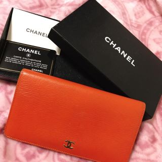 シャネル(CHANEL)のCHANEL☆オレンジ長財布☆正規品(財布)