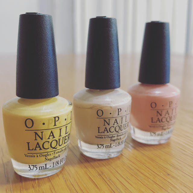 OPI(オーピーアイ)のOPI ネイル マニキュア 3個 セット コスメ/美容のネイル(マニキュア)の商品写真