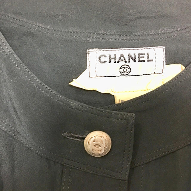 CHANEL(シャネル)のCHANEL シルクジャケット レディースのジャケット/アウター(ノーカラージャケット)の商品写真
