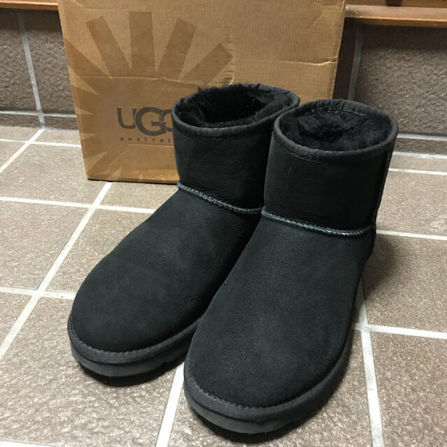 30%OFF SALE セール ☆専用☆ UGGクラシックミニ US8 黒 ムートン 30%OFF SALE セール ☆専用☆ UGGクラシックミニ US8 黒 ムートン