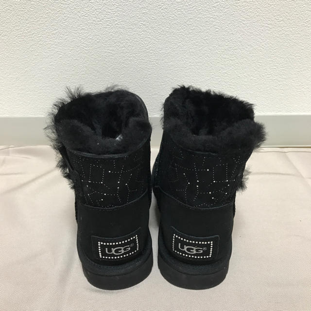 UGG(アグ)の期間限定値下げ！新品！UGGブーツ レディースの靴/シューズ(ブーツ)の商品写真