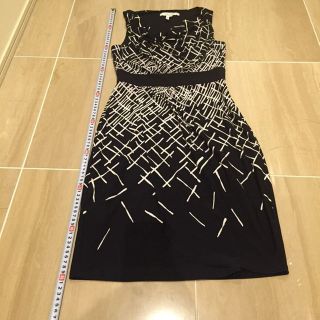 ビーシービージーマックスアズリア(BCBGMAXAZRIA)のBCBG ワンピース(ひざ丈ワンピース)