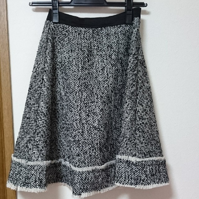 tocco(トッコ)のtoccoツイードスカート レディースのスカート(ひざ丈スカート)の商品写真