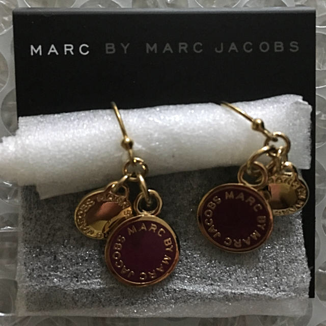 MARC BY MARC JACOBS(マークバイマークジェイコブス)のMarc by Marc Jacobs M0003557-607 レディースのアクセサリー(ピアス)の商品写真