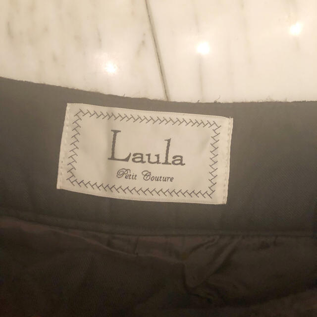 Laula(ラウラ)のlaula スカラップ ショートパンツ レディースのパンツ(ショートパンツ)の商品写真