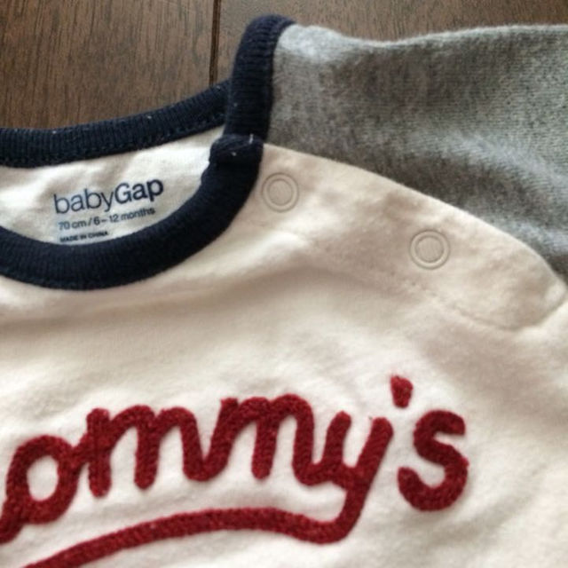babyGAP(ベビーギャップ)のbaby gapラグランティーシャツ キッズ/ベビー/マタニティのベビー服(~85cm)(その他)の商品写真