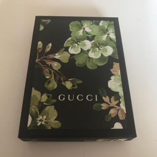 グッチ(Gucci)のアッちゃん様専用  GUCCI 空き箱(ショップ袋)