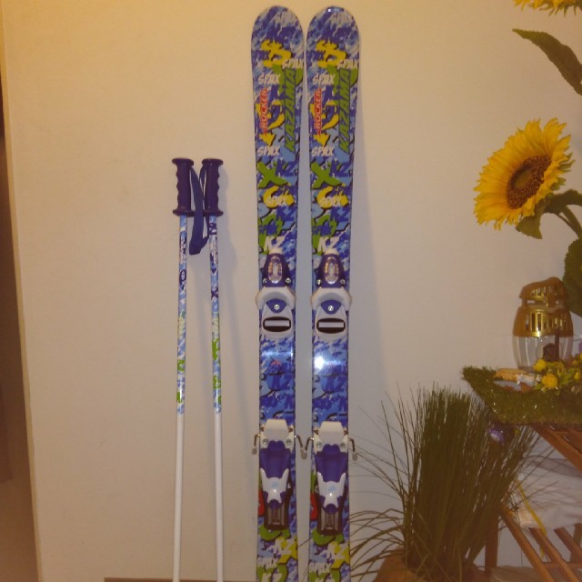 Jrスキーセット Kidsスキー一式 板 ストック スキー靴 スキー収納袋付き の通販 By Tmy S Shop ラクマ