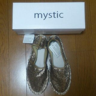 ミスティック(mystic)のエスパドリーユ  ゴールドスパンコール(スニーカー)