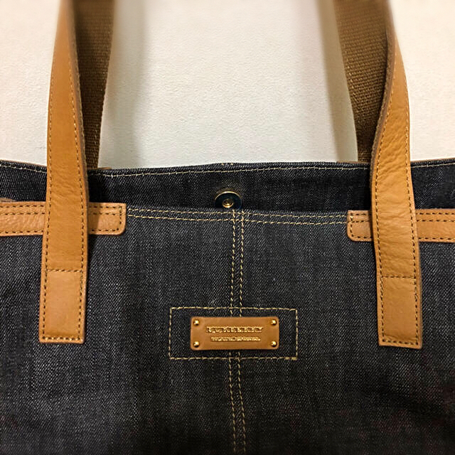 BURBERRY BLUE LABEL(バーバリーブルーレーベル)のりえっぺ様専用 ブルーレーベル❤️デニムトート レディースのバッグ(トートバッグ)の商品写真