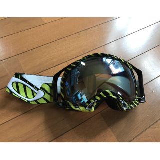 オークリー(Oakley)のオークリー★AIRBRAKE★ゴーグル★美品★レンズ3枚付き(アクセサリー)